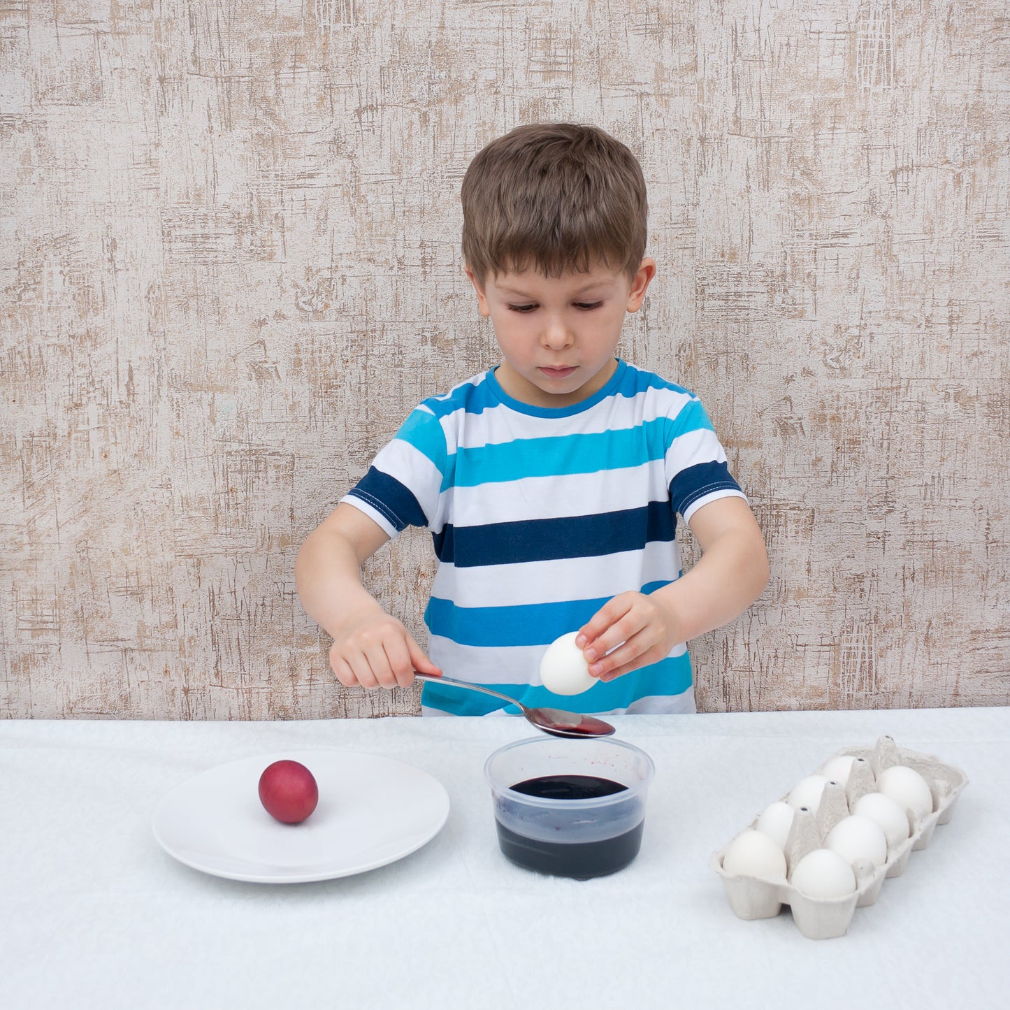 Red Egg Dye ETERON: Vibrant Red, Foolproof, Kid-Safe | Ready in 15-Minutes!